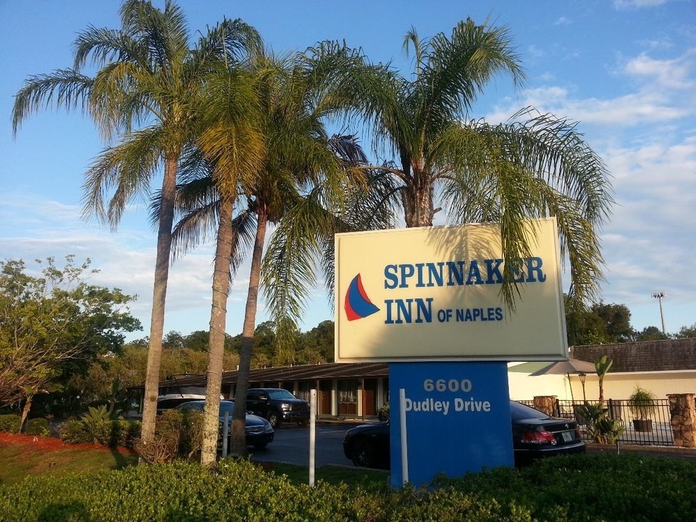 Spinnaker Inn Of Naples Vineyards エクステリア 写真
